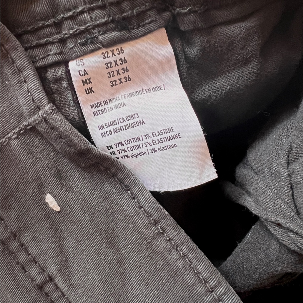 32 x 36 American Eagle Extreme Flex Washed Fade Gray Original Straight GUC - Picture 9 of 9